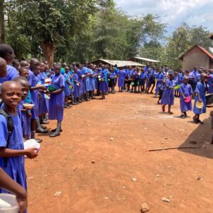 Food for children at the Safe Center